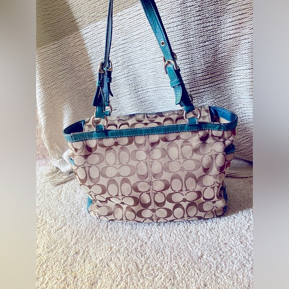 COACH 5-Piece Set INCLUDES FREE CARE CARDS - Picture 8 of 16